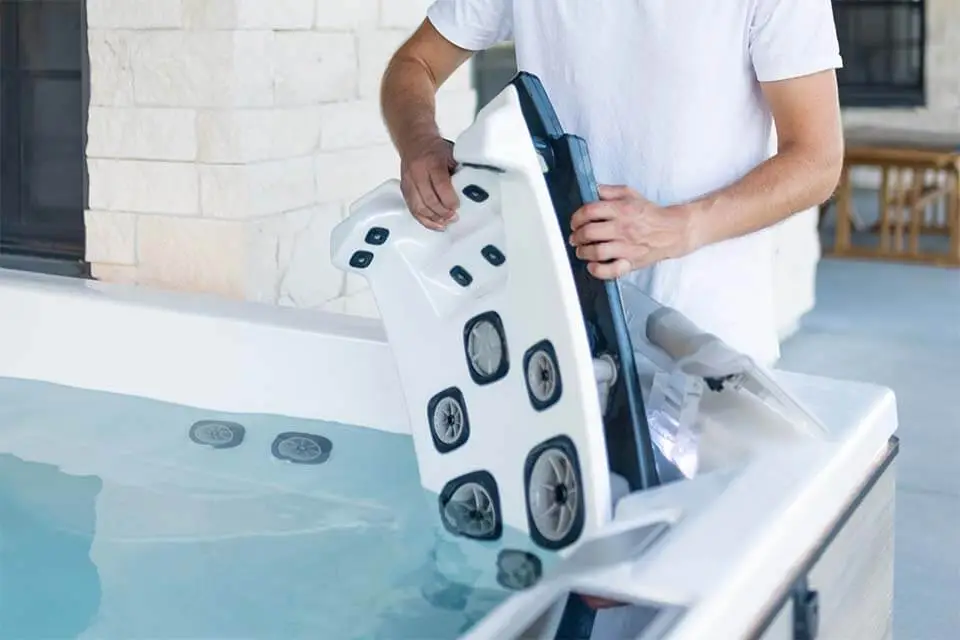 Jetpak system image used to highlight jet features on Bullfrog Spas page.